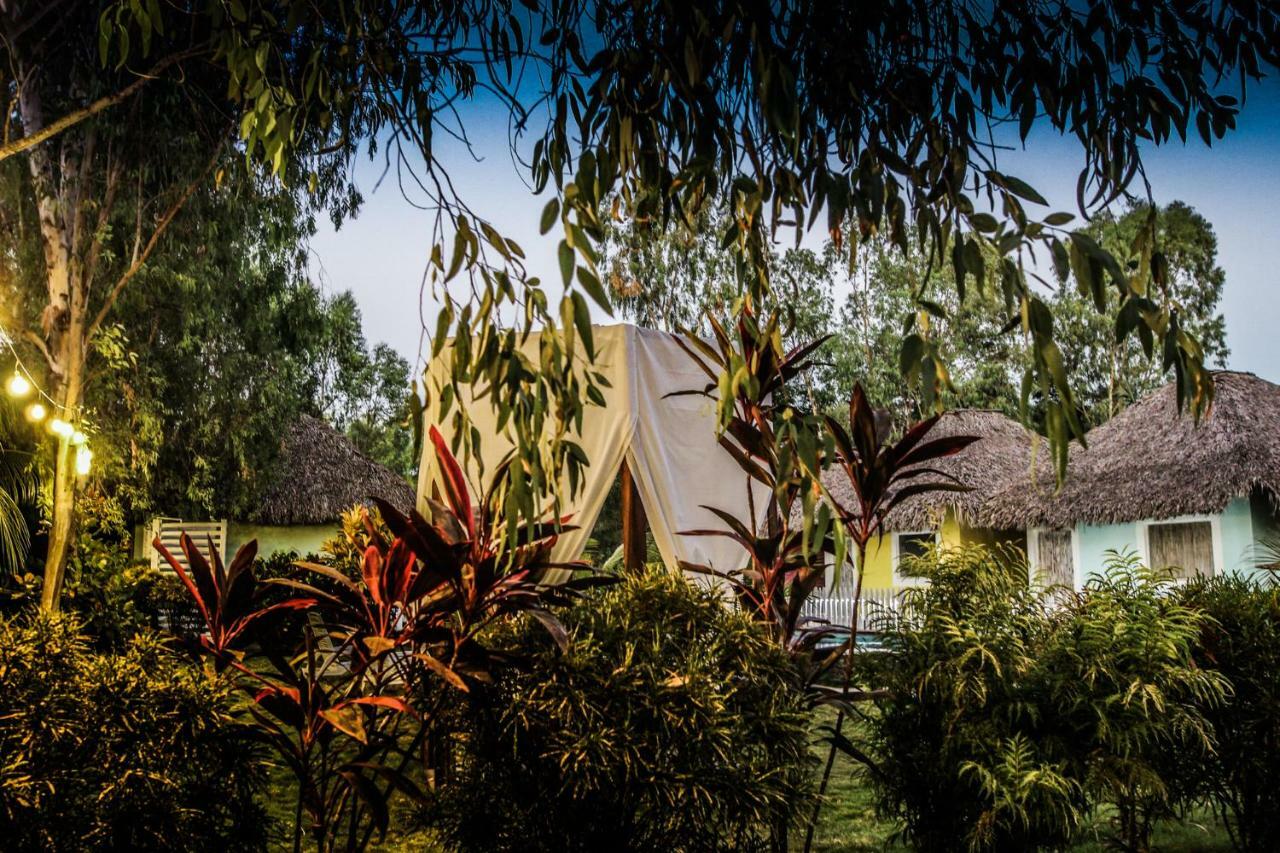 Las Dunas Surf Resort Aposentillo Bagian luar foto